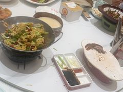 -梅利汴京烤鸭•开封豫菜地标店(东大街店)