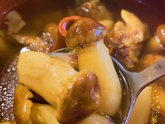 -小厨子私房菜·云南美食店