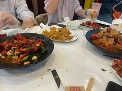 -老鄞江清水龙虾•赵赵家(江北店)