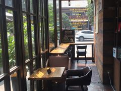 靠窗位-乌托邦咖啡(武侯祠店)