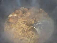 土灶炖鱼头-三里屯土灶炖公鸡地锅鸡(江东店)