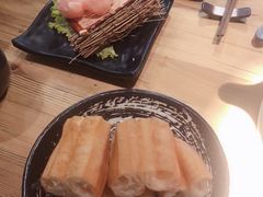 -湊湊火锅·茶憩(杭州湖滨银泰in77店)