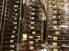 -龙虾酒吧扒房(宁波香格里拉店)