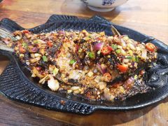 -东大桥小国抻面烧烤(长通路店)