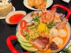 -fatty angel东南亚餐酒吧