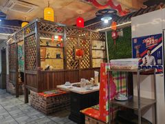 -人民公社铁锅炖·东北菜(卫国道店)