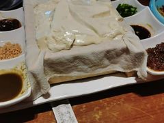 -95号酱骨·一块豆腐(展春园西路店)