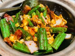 砂锅豉香秋葵啫鱿鱼筒-小炳胜(卓悦中心店)