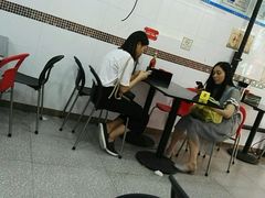 -燊意布拉肠云吞面(中山四路店)