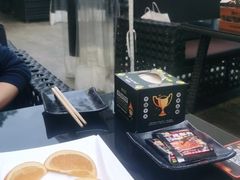 -何师烧烤Pro ·江湖川菜·小龙虾·精酿(太古里旗舰店)