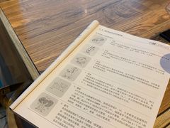 -玛格萝妮(汇智国际商业中心店)