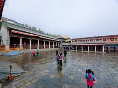-塔尔寺游客服务中心