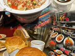 -四海一家自助餐(益田假日广场店)