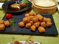 -半岛公馆(淞兴西路店)