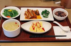 -金鹰国际月子中心(新街口店)