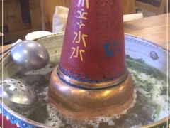 -毛辣果·贵州红酸汤牛肉火锅(西单店)