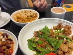 -万重锦·人文川菜馆(骡马市店)