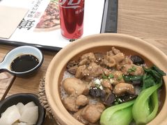 -煲仔皇腊味煲仔饭(经四万达店)