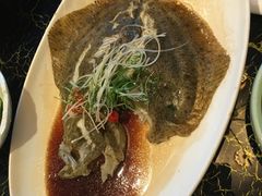 -锦龙国际酒店(天津奥体中心华苑地铁站店)