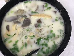 -津津老鸭粉丝馆(正东路店)