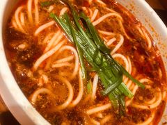 -云海肴·汽锅鸡·云南菜(天山百盛优客店)