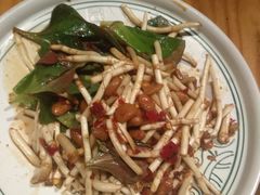 -云海肴·汽锅鸡·云南菜(天山百盛优客店)