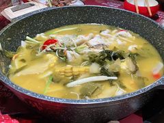 -山城外·非遗酸菜鱼(蜀都万达店)