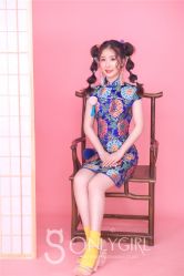 -onlygirl摄影美学馆高端定制(江滩店)
