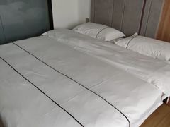 -鑫雅居公寓(广州南站地铁站店)