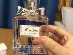 -DIOR迪奥(德基广场女装店)