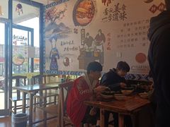 大堂-螺阿牛柳州螺蛳粉·特色煲仔饭