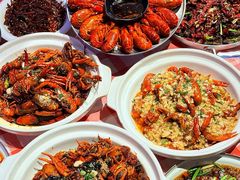 -肥小宝·金牌油焖大虾(襄阳龙虾地标店)