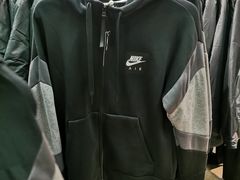 -NIKE上海青浦优选体验店