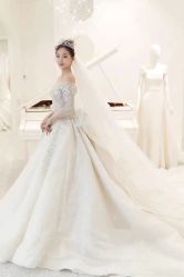 -LOVINA洛维娜婚纱礼服