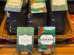 -星巴克臻选(宁波世纪东方广场店)