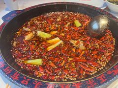 -何师傅美蛙鱼头(汉街店)