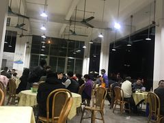大堂-标记美食新鲜猪杂(兴南大道店)