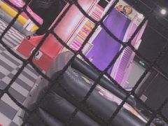 -嘿哟动霸CHUA·新潮玩运动娱乐中心·蹦床滑冰团建乐园