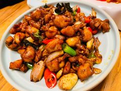 罗勒叶三杯鸡-隐食私房菜(老街店)