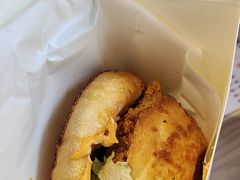 -必胜客(航洋国际店)