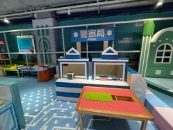 -利奥梦幻主题乐园(爱琴海购物公园店)