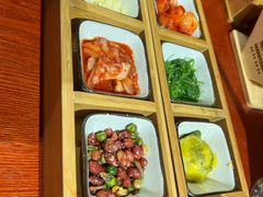 -喜牛烧肉酒场·黑金店(威高广场店)
