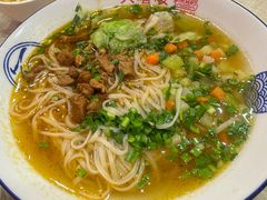 酸汤臊子面-大嘻咹biangbiang面(历史博物馆店)