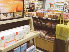 -良品铺子(大唐西市店)