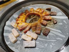 招牌厚切猪五花-三肥两瘦烤肉(鹿城店)