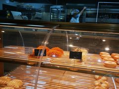 -小蜜蜂·Bakery&Coffee(翰子花园店)