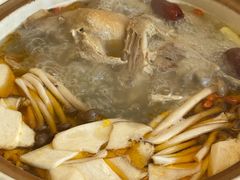 -土连锅·现熬养生汤锅(梁家巷店)
