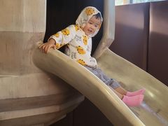 -水桶王国主题餐厅·聚会·生日派对·亲子活动·家庭套餐(亚龙湾希尔顿店)