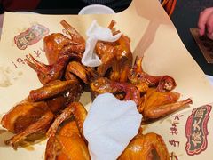盐焗乳鸽-鸽子侯·家宴·平价海鲜(市图书馆店)