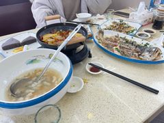 -渔中舟海鲜大排档(普陀沈家门店)